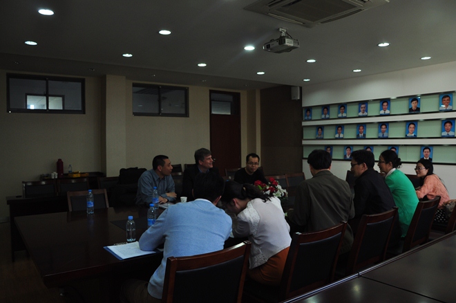 美国北达科他州立大学Dean C Webster教授及陈之刚博士来我校访问交流